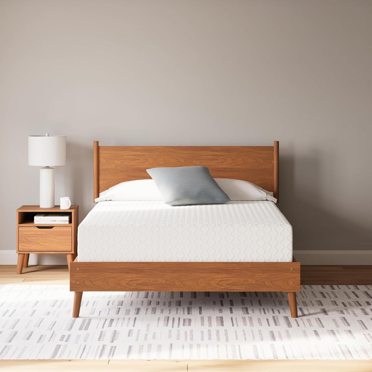 Signature Design by Ashley 12 Inch King Memory Foam Mattress in a Box | Medium Firm comfort with a 12-inch profile and pressure relief, Stretch knit cover for primary bedroom use, Chime Series