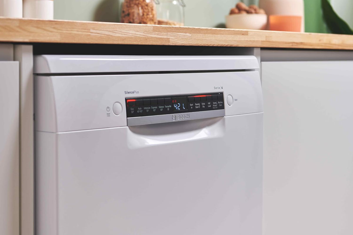Bosch Series 4 SMS4EKW06G Freestanding Dishwasher, 60cm, White