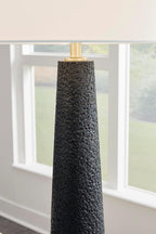 Signature Design by Ashley Hallburg Floor Lamp, Modern Black