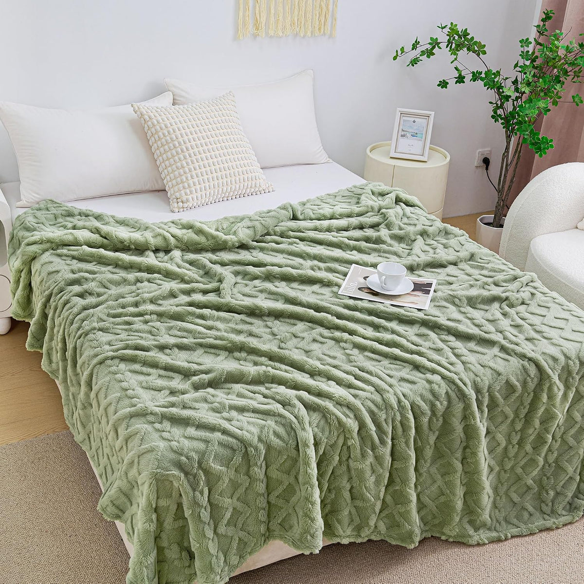 Aganear Fleece Throw Blanket for Couch, Fall Boho Blankets,50"x60" Khaki