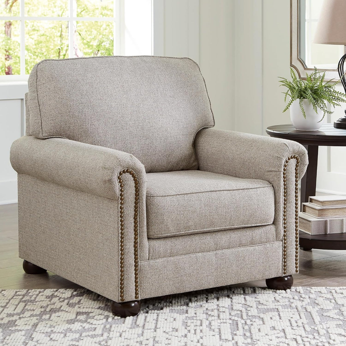 Signature Design by Ashley Gaelon Accent Chair, Dune Beige Chenille Fabric | Soft textured herringbone pattern, Sag-resistant platform foundation for even support, Traditional nailhead trim