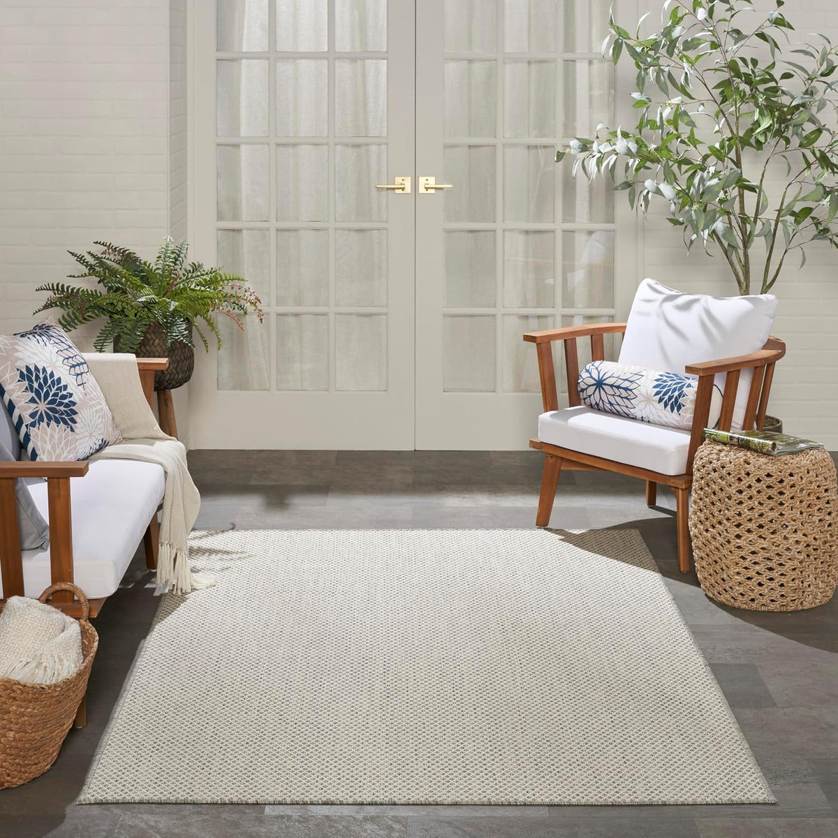 Nourison Home Courtyard Ivory Silver 6' x 9' Area Rug - Easy Clean, Non Shedding, Bed Room, Living Room, Dining Room, Kitchen (6' x 9')