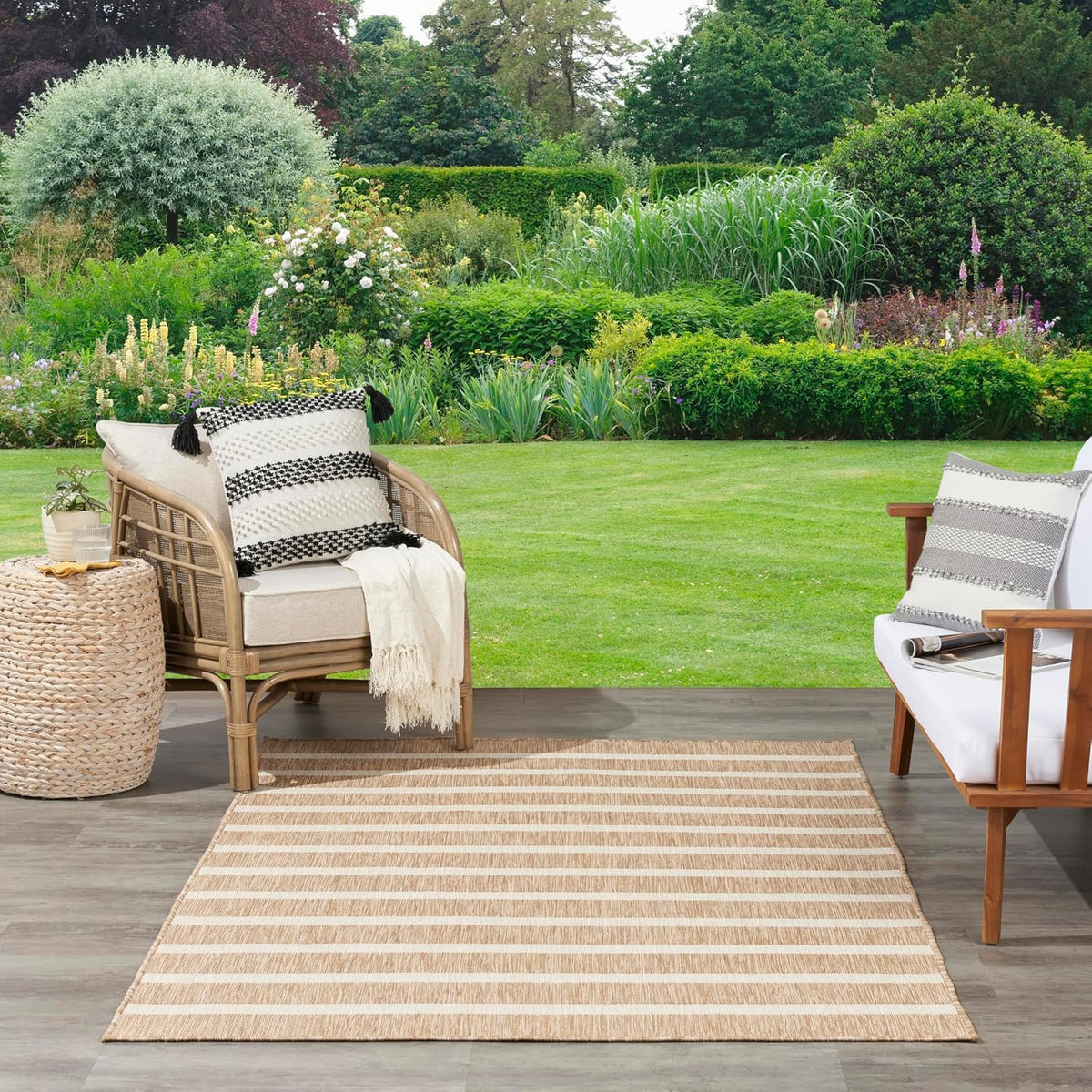 Nourison Home Positano Beige Ivory 7' x 10' Area Rug - Easy Clean, Non Shedding, Bed Room, Living Room, Dining Room, Kitchen (7' x 10')